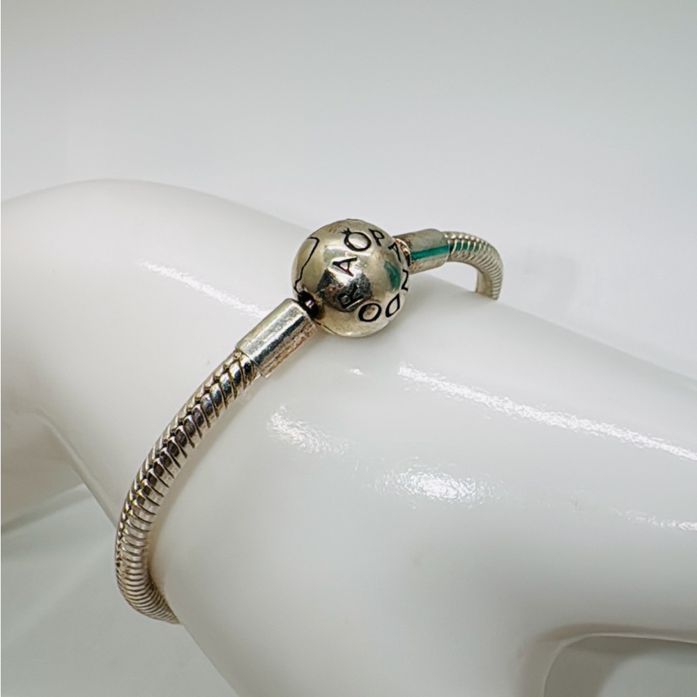 Pandora Sterling Silver Bracelet. Size 6.